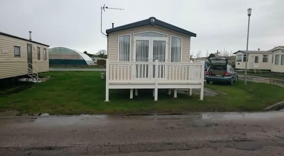 Presthaven Sands Holiday Park 3 And 2 Bed Caravans Prestatyn Exterior foto